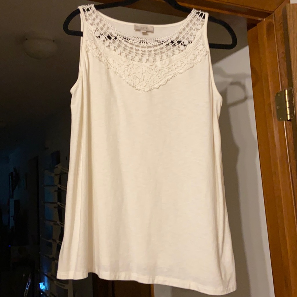 Nwot Cream Sleeveless Top